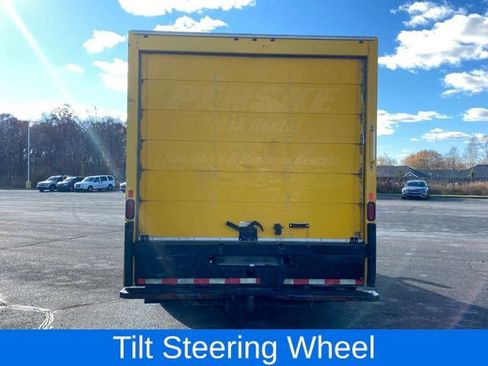 Used 2017 GMC Savana 3500 Extended image 5