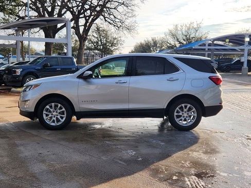 Used 2018 Chevrolet Equinox LT image 12