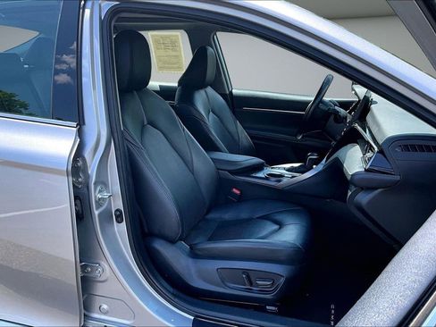 Used 2023 Toyota Camry XLE FWD image 29