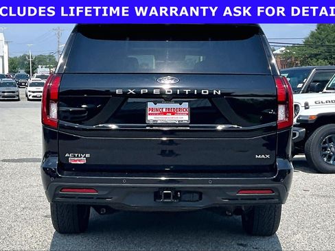 Used 2025 Ford Expedition Max Active AWD/4WD image 4