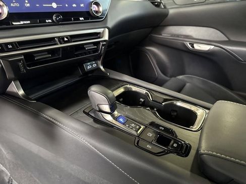 Certified 2024 Lexus RX 350 FWD w/ Convenience Package image 18