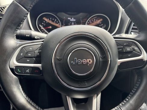 Used 2019 Jeep Compass Latitude AWD/4WD image 26