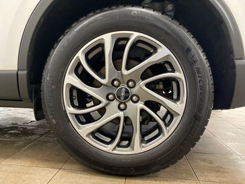 Used 2022 Lincoln Corsair AWD w/ Equipment Group 101A image 22