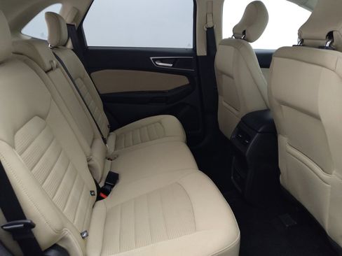 Used 2017 Ford Edge SEL FWD image 19