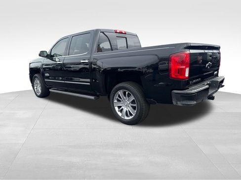Used 2016 Chevrolet Silverado 1500 High Country w/ High Country Premium Package image 3
