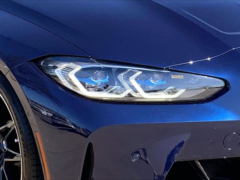 Used 2022 BMW M4 Competition w/ M Carbon Exterior Package image 23