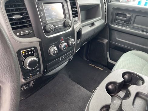 Used 2017 RAM 1500 Express image 15