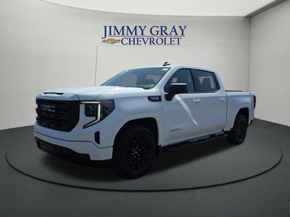 Used 2024 GMC Sierra 1500 Elevation w/ LPO, Elevation Black Package