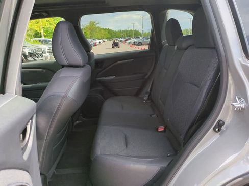 Used 2025 Subaru Forester Premium w/ Convenience Package #1 AWD/4WD image 13