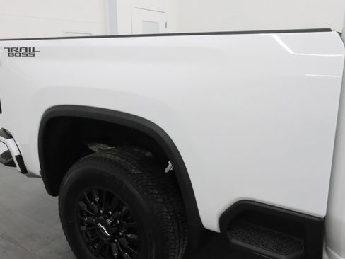 Used 2024 Chevrolet Silverado 2500 LT w/ Z71 Sport Edition image 31