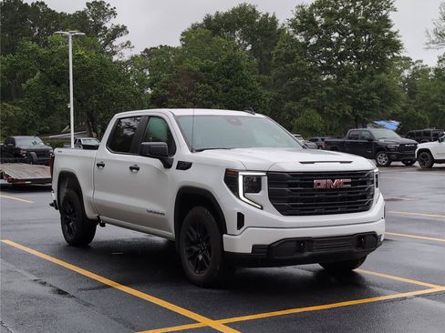 Used 2025 GMC Sierra 1500 Pro w/ Graphite Edition AWD/4WD image 8