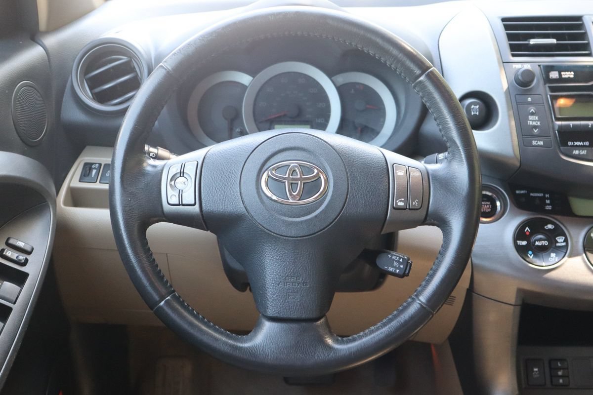 Used 2010 Toyota RAV4 Limited w/ Limited Extra Value Pkg AWD/4WD image 18