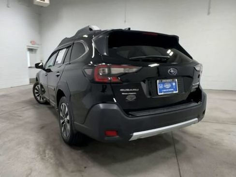 Used 2024 Subaru Outback Touring XT AWD/4WD image 9