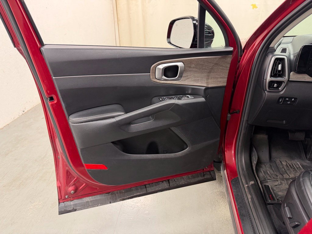 Used 2021 Kia Sorento EX w/ Panoramic Sunroof Package AWD/4WD image 19
