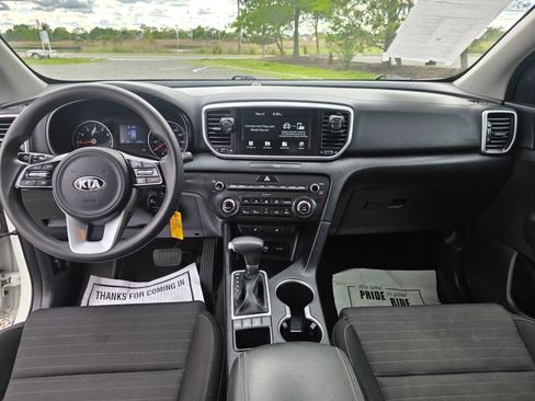 Used 2021 Kia Sportage LX w/ LX AWD Popular Package image 12
