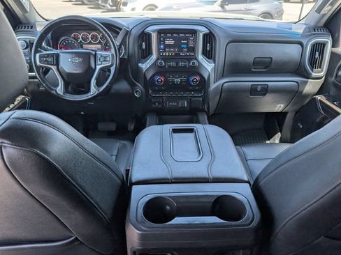 Used 2021 Chevrolet Silverado 1500 LT Trail Boss w/ Convenience Package II AWD/4WD image 17