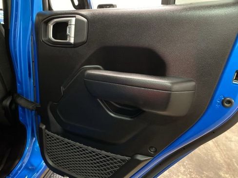 Used 2024 Jeep Wrangler Unlimited image 73