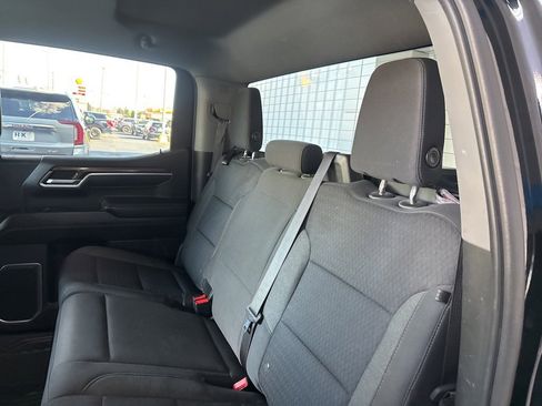 Used 2022 Chevrolet Silverado 1500 RST image 25