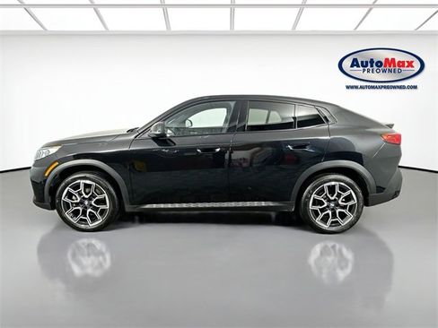 Used 2025 BMW X2 xDrive28i image 9