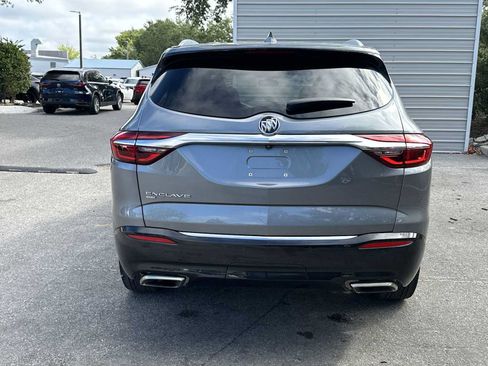Used 2021 Buick Enclave Essence w/ Sound and Sites Package AWD/4WD image 5