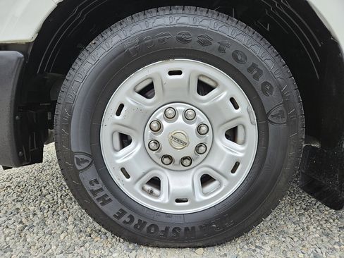 Used 2019 Nissan NV 2500 SV image 46