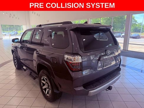 Used 2021 Toyota 4Runner TRD Off-Road Premium w/ Moonroof Package AWD/4WD image 5