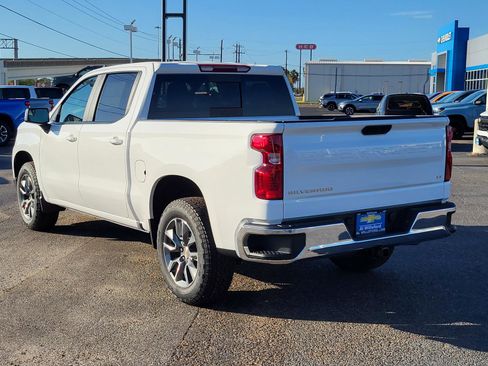 New 2026 Chevrolet Silverado 1500 LT w/ Convenience Package II RWD image 3