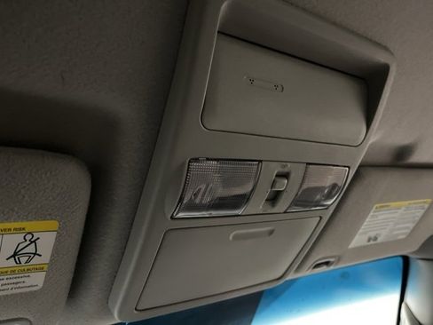 Used 2020 Nissan Frontier S image 22