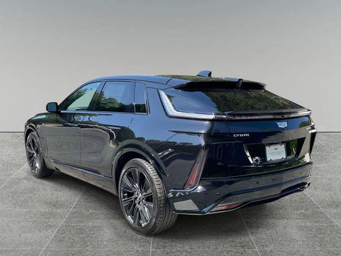 New 2026 Cadillac Lyriq Signature Sport AWD/4WD image 3