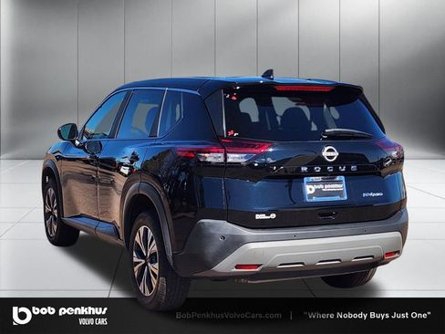 Used 2023 Nissan Rogue SV image 26