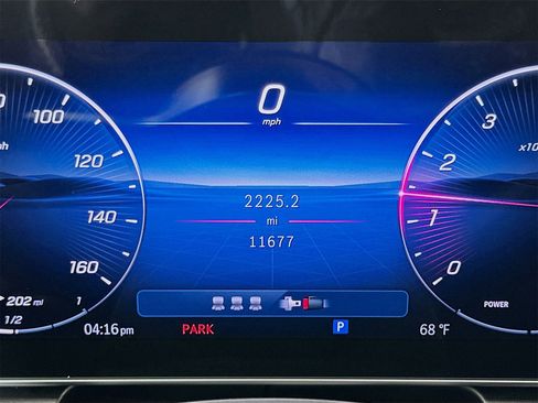 Certified 2025 Mercedes-Benz GLC 300 image 13