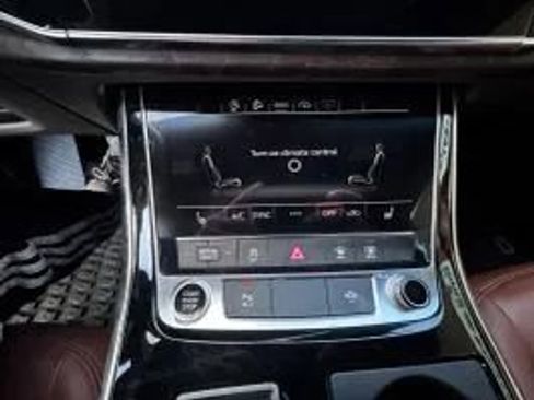 Used 2021 Audi Q7 3.0T Premium Plus w/ Premium Plus Package AWD/4WD image 24