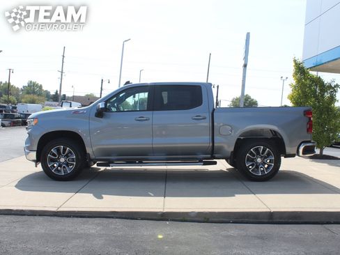 New 2026 Chevrolet Silverado 1500 LT w/ Z71 Off-Road Package image 7