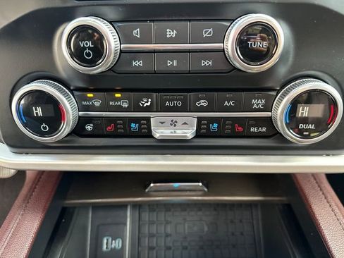 Certified 2023 Ford Expedition Max Limited image 38