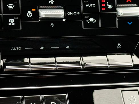 New 2026 Nissan Armada SL image 25