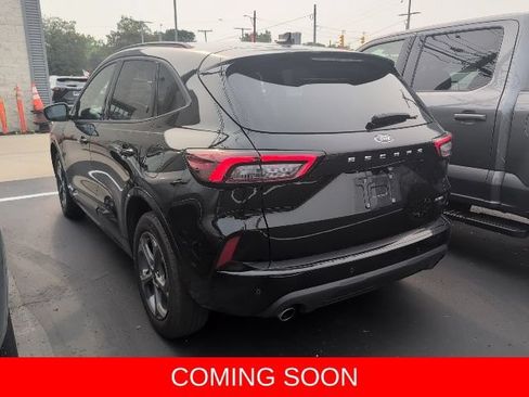 Used 2024 Ford Escape ST-Line w/ Tech Pack #1 AWD/4WD image 6