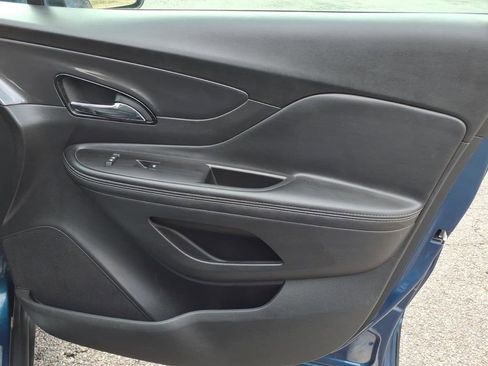 Used 2020 Buick Encore Preferred image 13