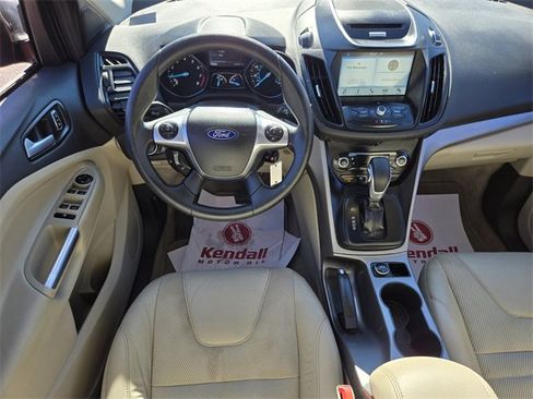 Used 2016 Ford Escape SE w/ SE Chrome Package image 12