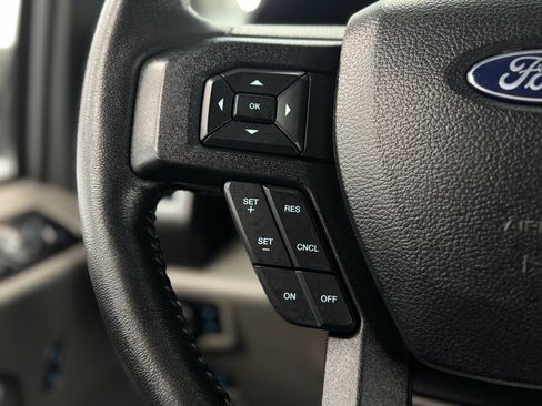 Used 2018 Ford F150 XLT w/ Equipment Group 302A Luxury image 22