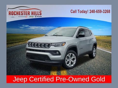 Certified 2024 Jeep Compass Latitude image 1