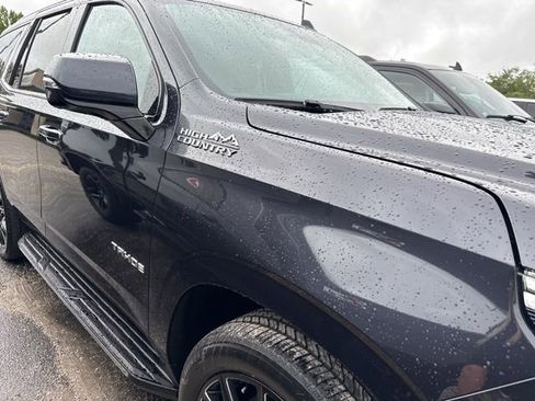 Used 2023 Chevrolet Tahoe High Country w/ Advanced Technology Package RWD image 16