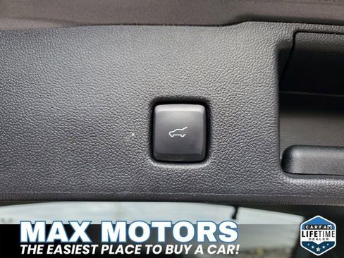 Certified 2022 Ford Escape SEL AWD/4WD image 10