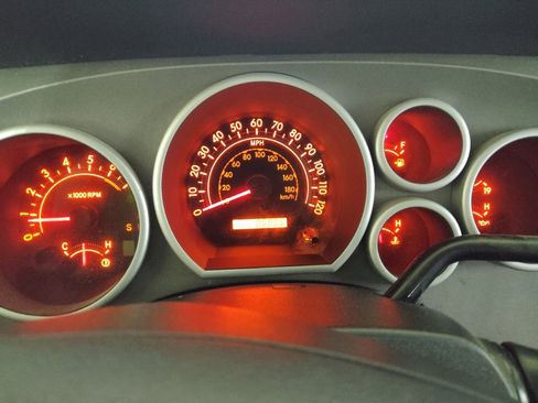 Used 2012 Toyota Tundra 2WD Double Cab w/ Tow Pkg image 23