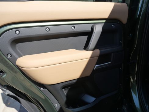 New 2026 Land Rover Defender 130 X-Dynamic SE AWD/4WD image 7