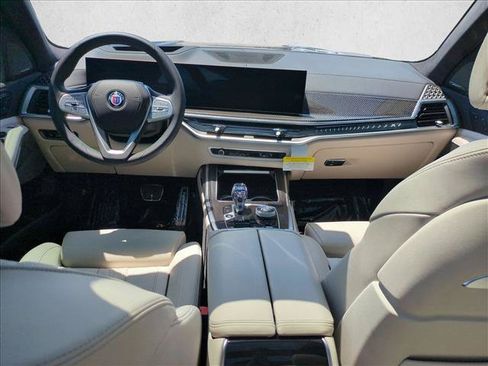 Used 2026 BMW ALPINA XB7 AWD/4WD image 15