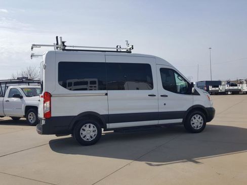 Used 2017 Ford Transit 150 XLT image 6