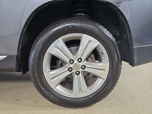 Used 2013 Toyota Highlander Limited AWD/4WD image 41