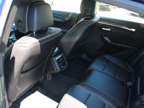 Used 2014 Chevrolet Impala LTZ FWD image 18