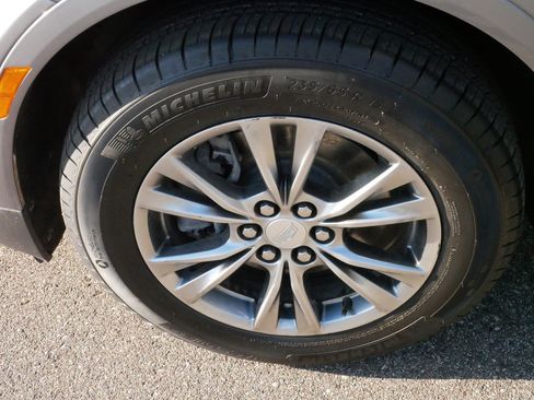 Certified 2021 Cadillac XT5 Premium Luxury image 13