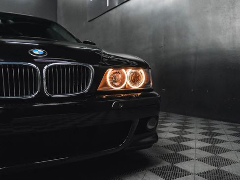 Used 2003 BMW M5 image 22